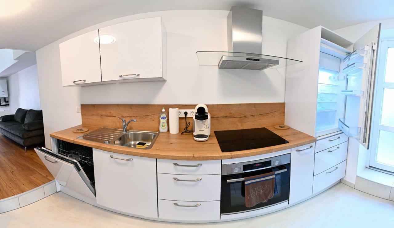 Casa Ax Apartment Maribor Luaran gambar
